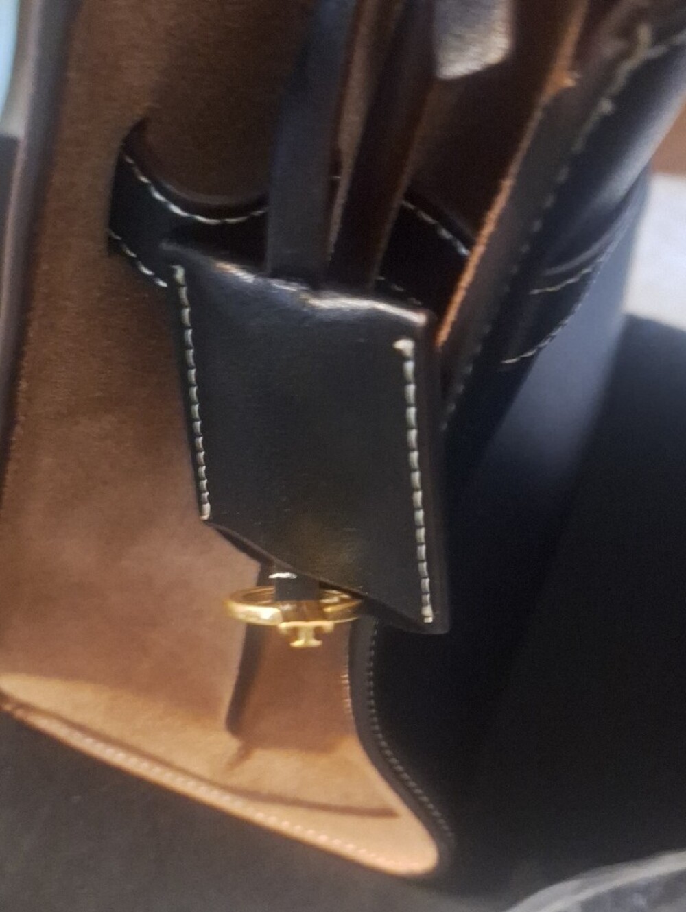 Tory Burch Black Leather Top-Handle Tote with Gold Hardware Radzwill Tote - Picture 3 of 5